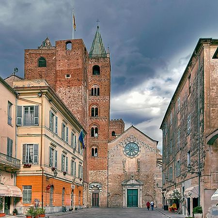 La Casa Dei Nonni Apartman Albenga Kültér fotó